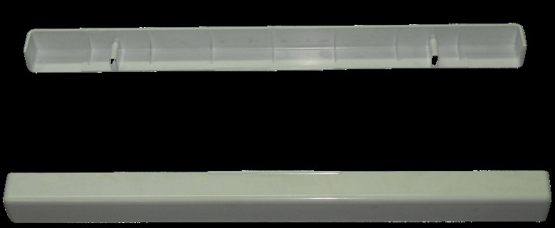 42038292 Cover - Door Hinge